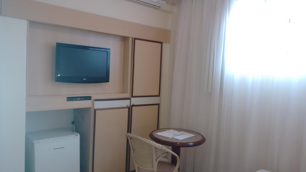 Hotel Cha Prime Curitiba Esterno foto