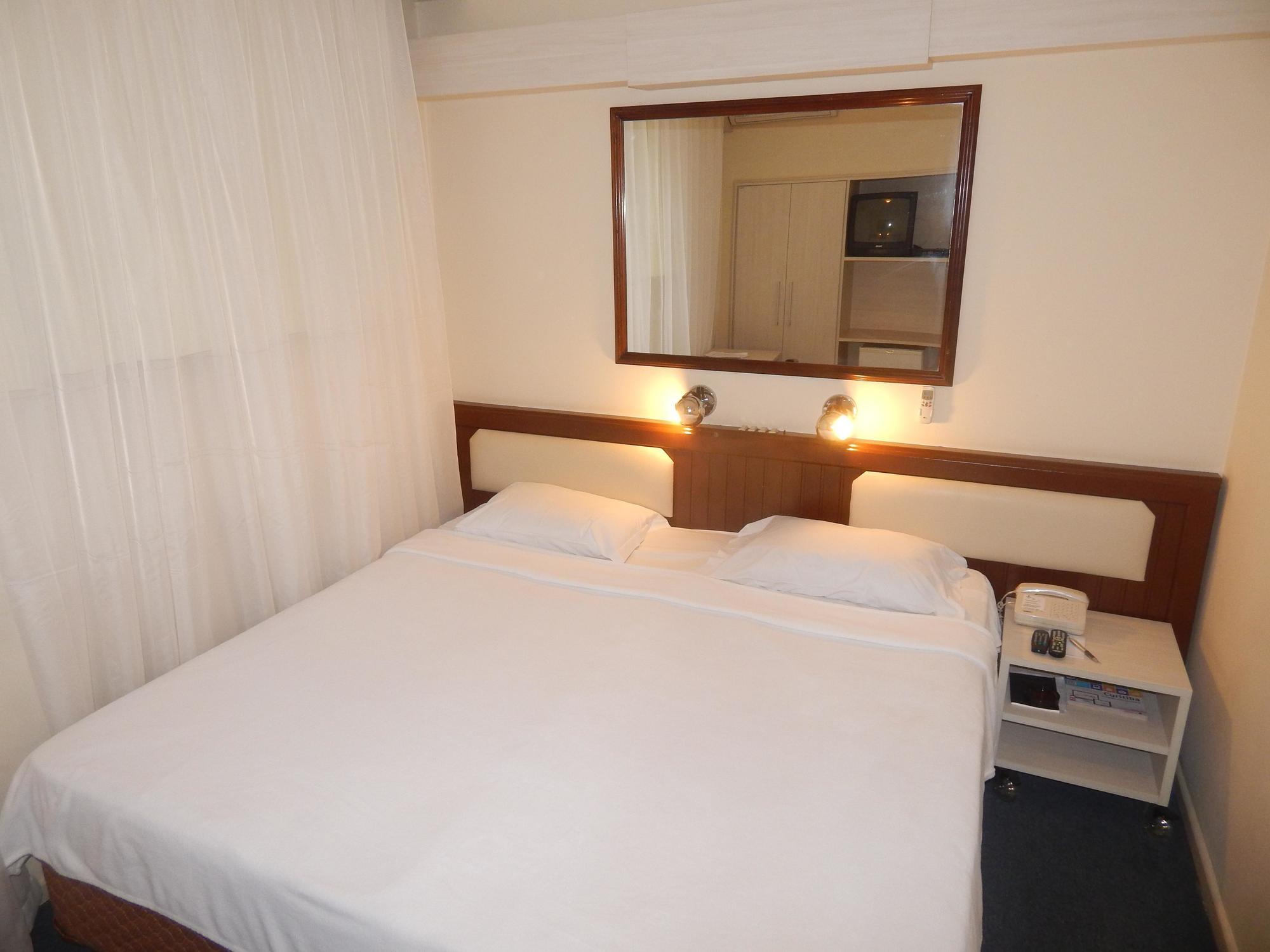 Hotel Cha Prime Curitiba Esterno foto